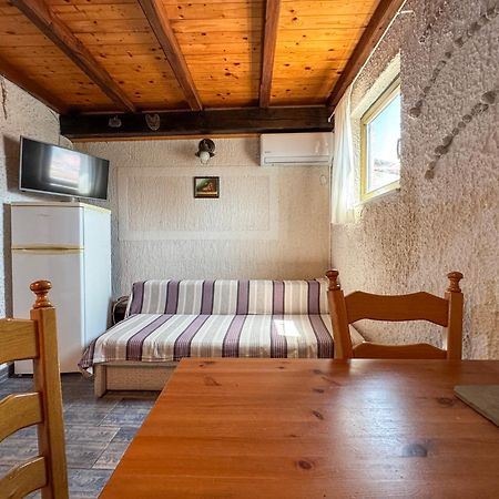 בטינה Apartments Voltera Parking Space Near The House מראה חיצוני תמונה